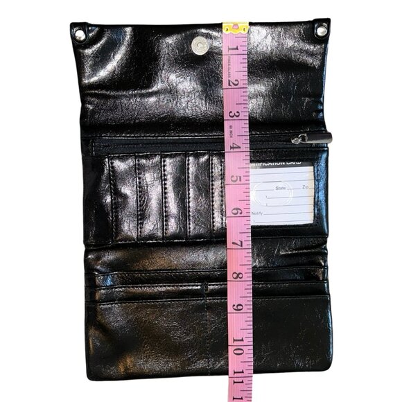 Womens Black Patent Faux Leather TriFold Wallet Silver Rivet Detail Zippered EUC - Picture 4 of 12